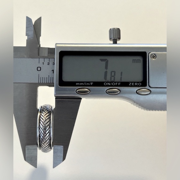 John Hardy Spinner Ring Sterling Silver .925 Size 8.75US - Picture 8 of 11